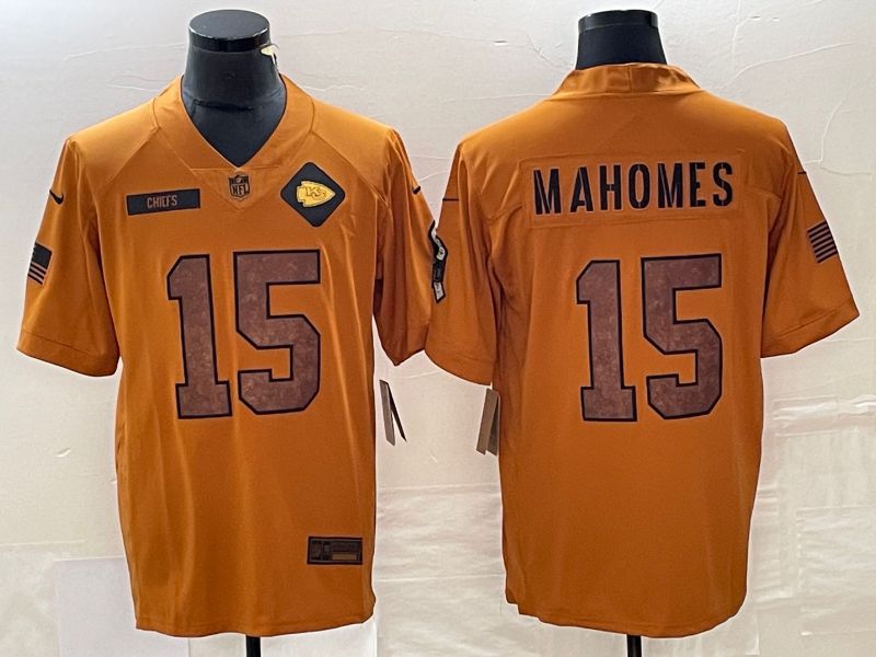 Men Kansas City Chiefs #15 Mahomes brown Nike 2023 Salute To Service Limited NFL Jersey